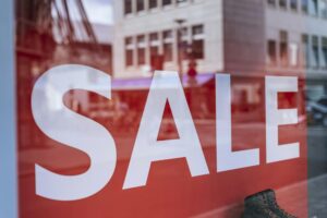moving sale signs